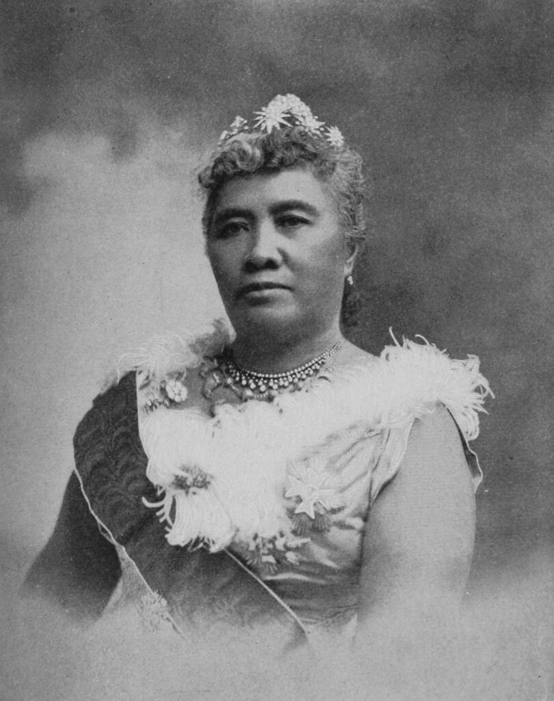 Portrait from torso up of Queen Lili'uokalani